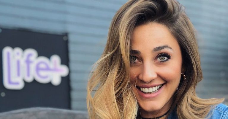 Merve Toy Kimdir? Biyografisi