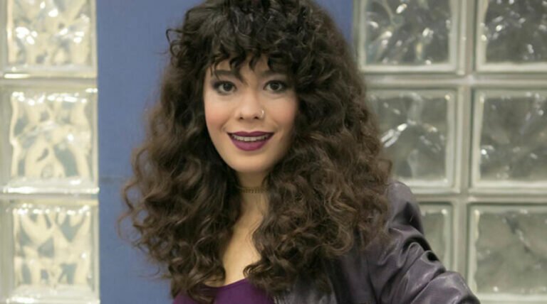 Cansu Dağdelen Kimdir, Hakkında, Biyografisi