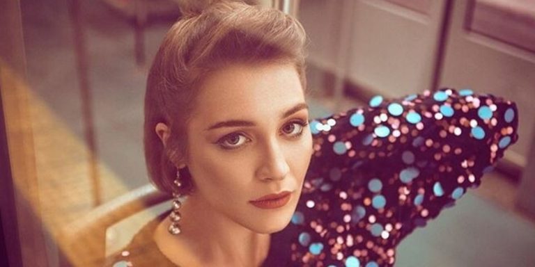 Deniz Işın Kimdir ? Hakkında ve Biyografisi