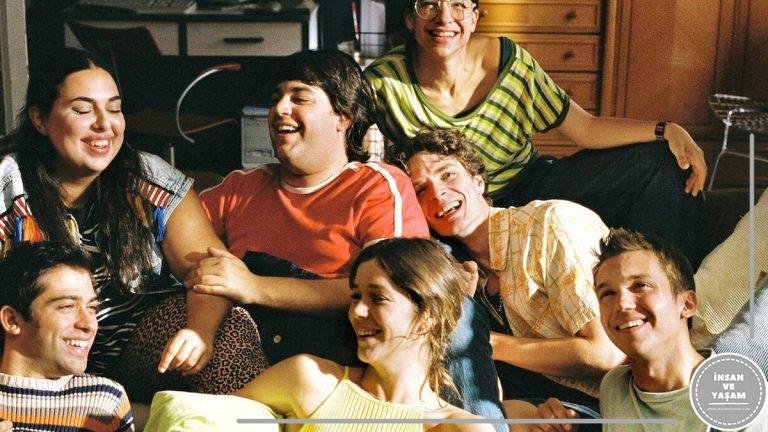 Bir Dargın Bir Barışık Dizi Konusu ve Oyuncuları | Netflix