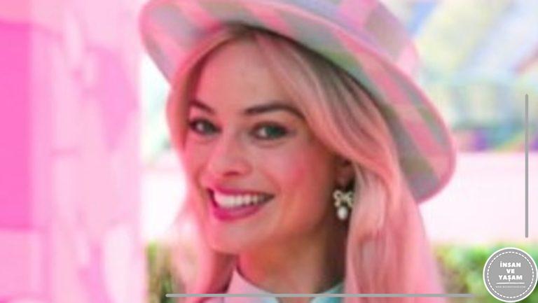 Margot Robbie, hayranlarını Barbie filmi öncesinde Barbie Dreamhouse turuna çıkarıyor