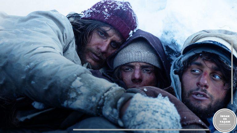 Kar Kardeşliği Film Konusu ve Oyuncuları | Netflix