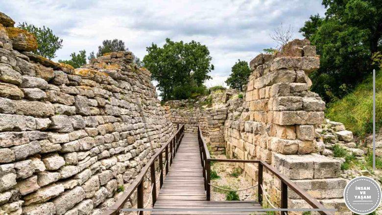  Troya Antik Kenti, Tarihi Geçmişi ve Turistik Detayları, Nasıl Gidilir?