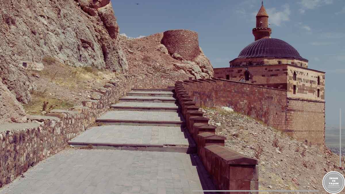 Doğubeyazıt'da Gezilecek Yerler